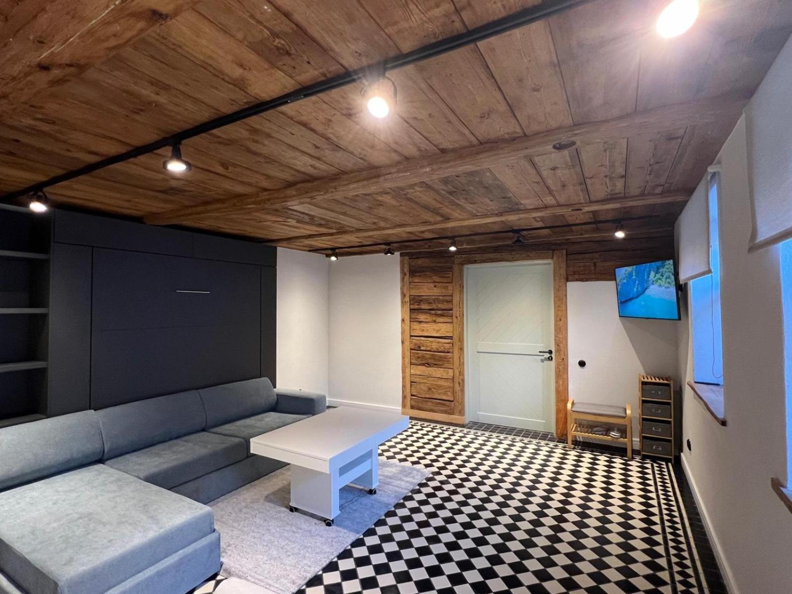 Appartement Raina Ielas R5